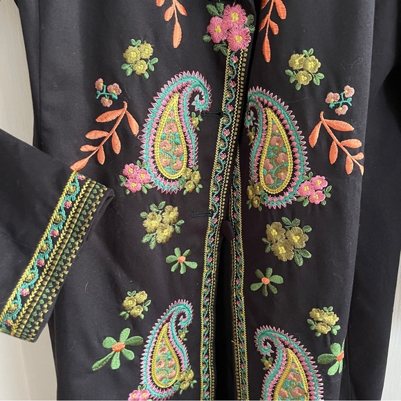 Johnny Was Embroidered Trench Coat Large Black Paisley Floral - Picture 5 of 9